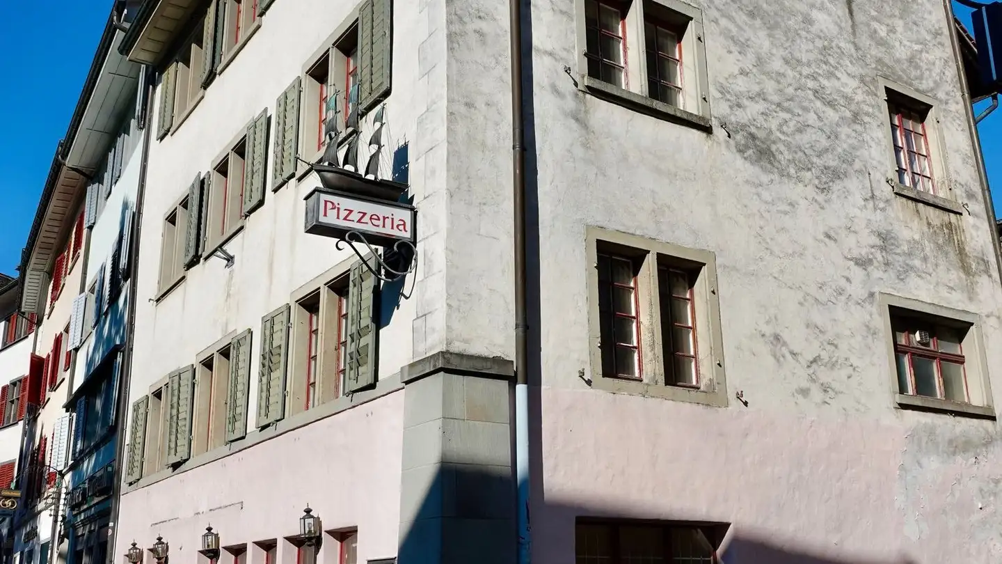 Negozio in affitto - Fischmarktstrasse 8, 8640 Rapperswil SG - Photo 2