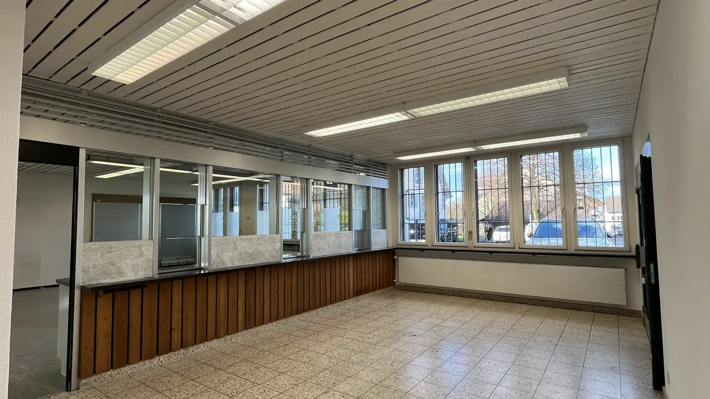 Commercial for sale - Dorfstrasse 26, 8184 Bachenbülach - Photo 2