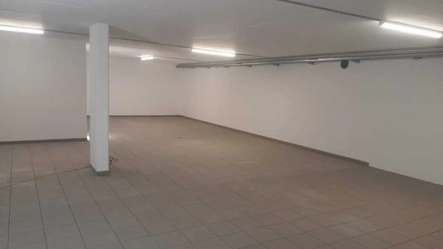 Gewerbe mieten - Route de l'Eglise 36, 1684 Mézières FR - Foto 4