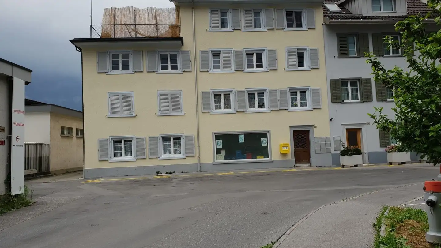 Apartment for rent - Kronenplatz 4, 8755 Ennenda - Photo 3