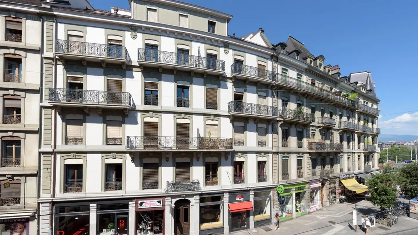 Single garage for rent - Rue De Carouge 8, 1205 Genève