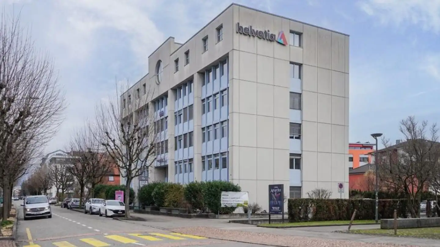 Gewerbe mieten - Rue de l'Avenir 2, 2800 Delémont