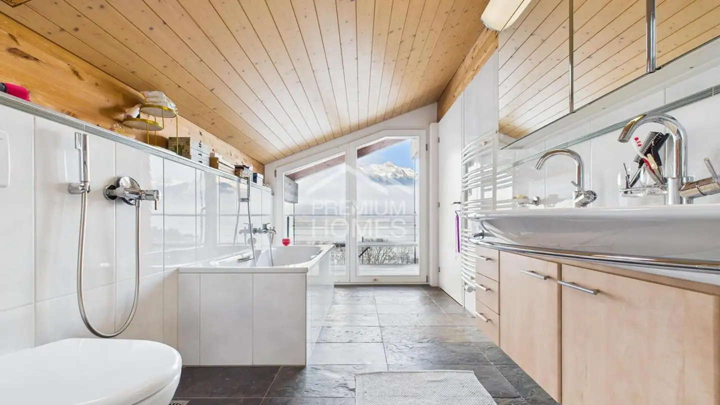 Single house for sale - 3800 Interlaken - Photo 3