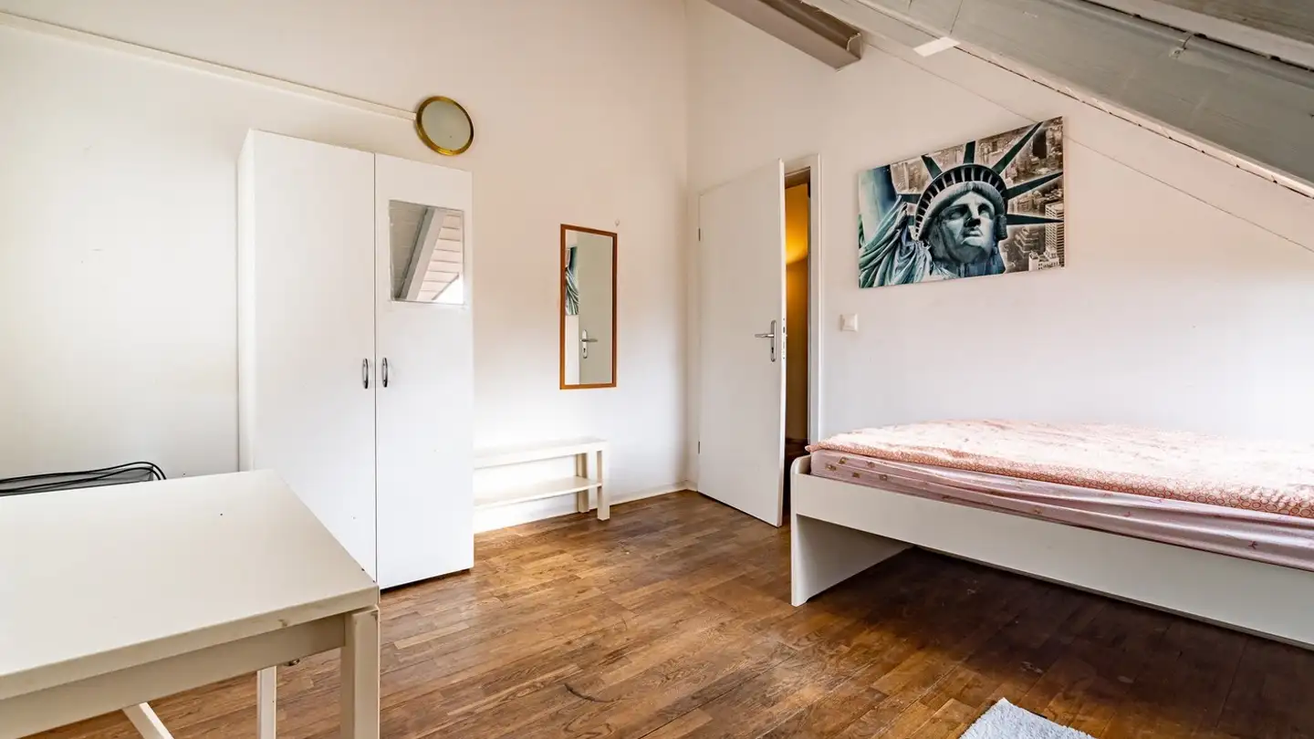 Wohnung mieten - Zürichstrasse 48, 8134 Adliswil