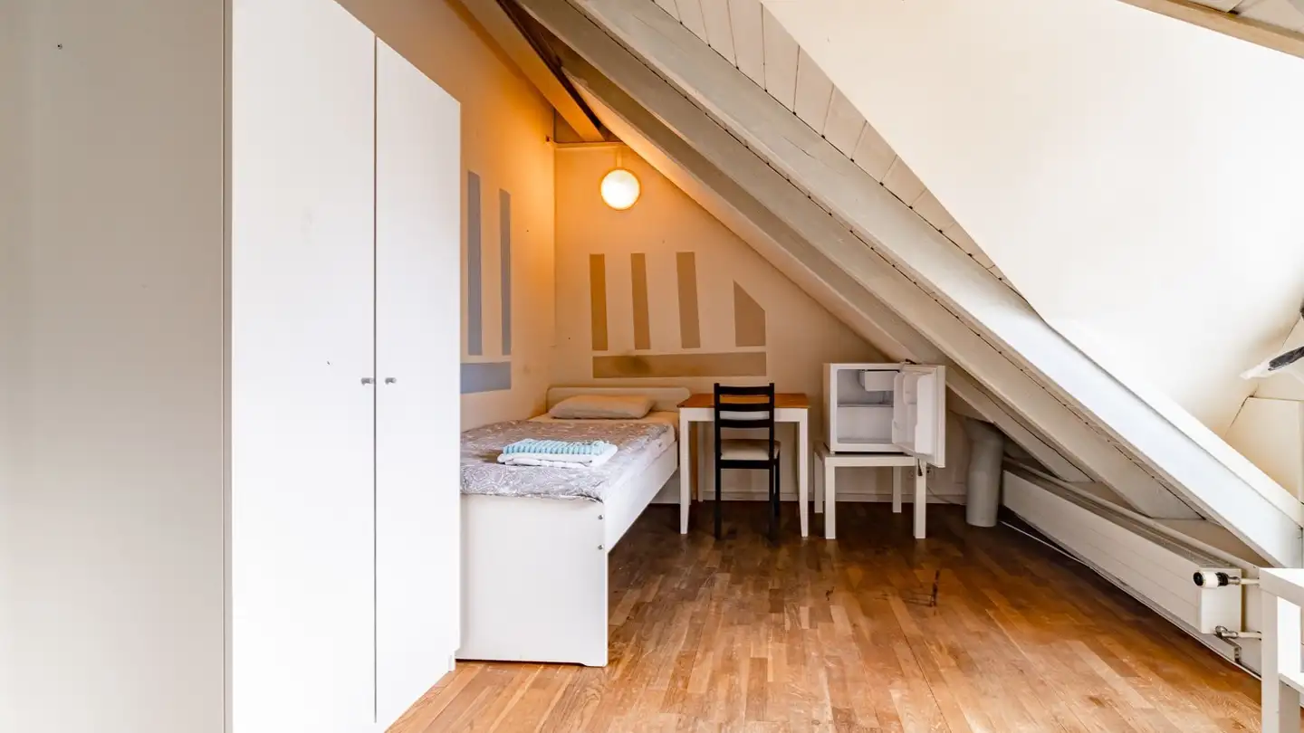 Wohnung mieten - Zürichstrasse 48, 8134 Adliswil - Foto 2