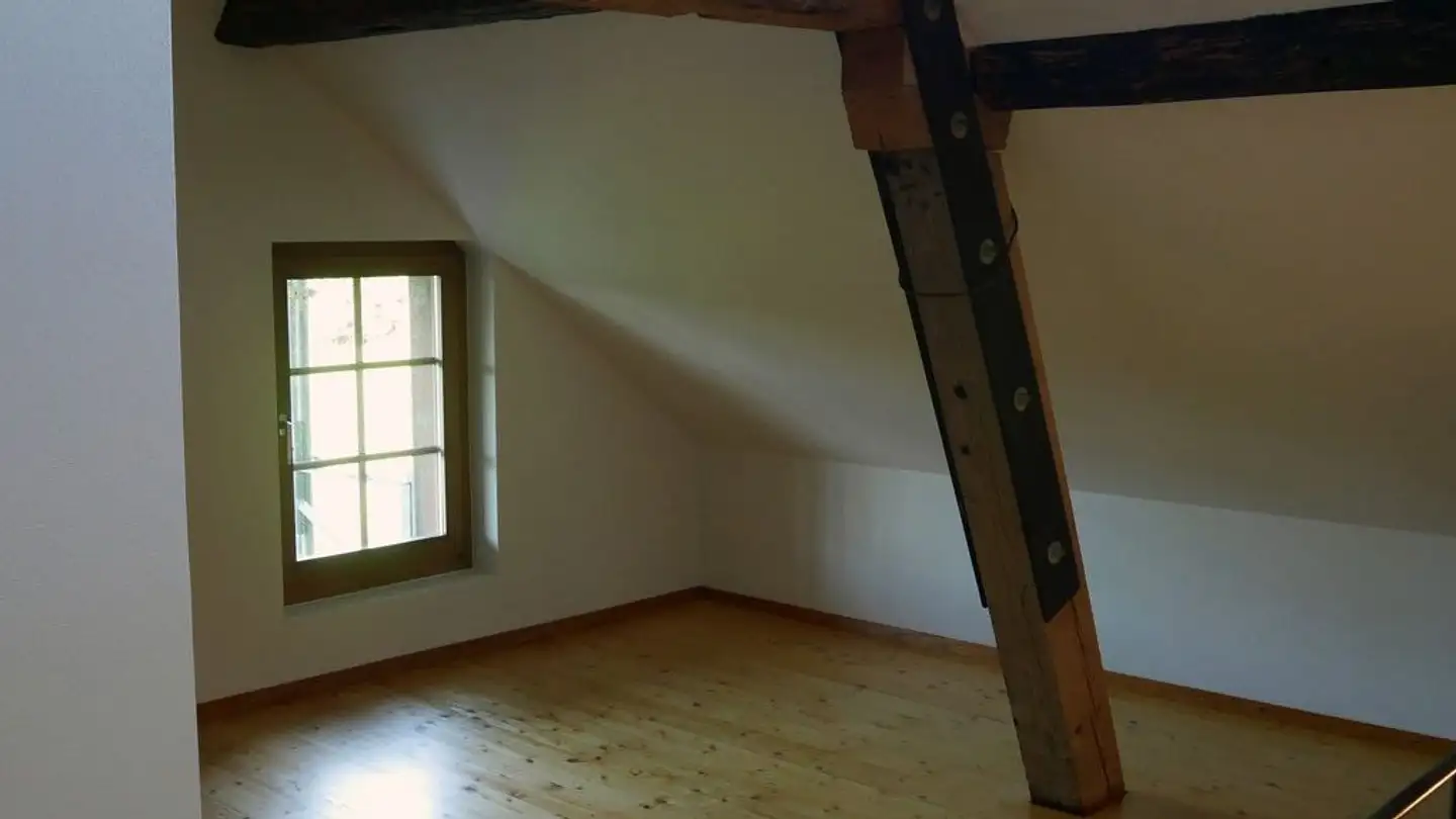 Dachgeschosswohnung mieten - Honegg-Süd 191, 3618 Süderen - Foto 4