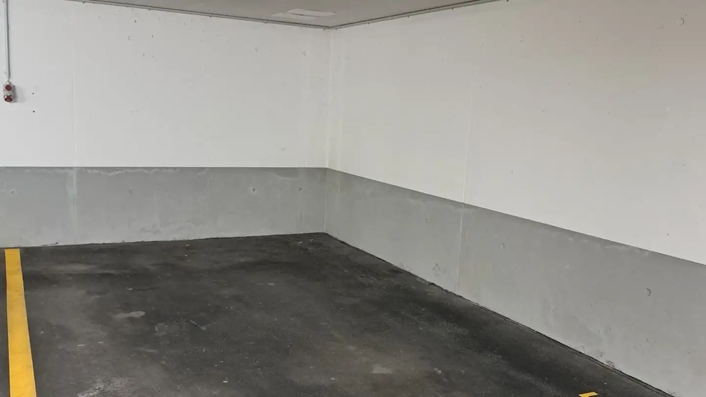 Single garage for rent - Rehalpstrasse 91, 8008 Zürich