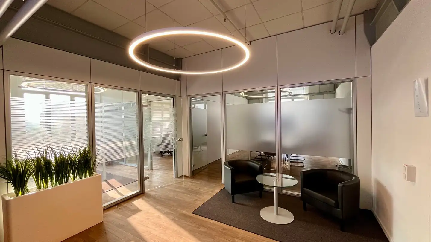 Spazio ufficio in affitto - Via Giuseppe Corti 5, 6828 Balerna