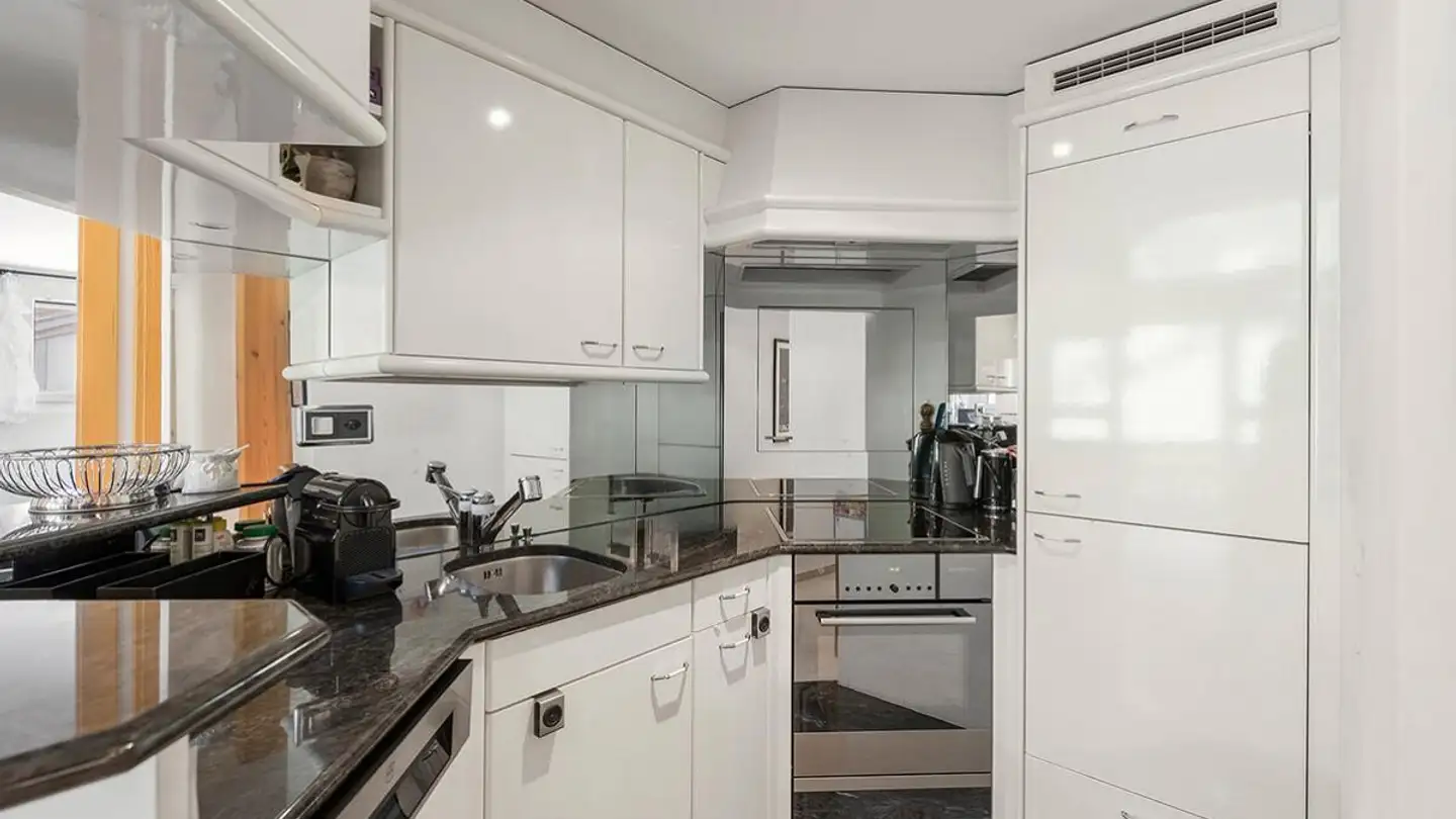Penthouse for sale - 7500 St. Moritz - Photo 2