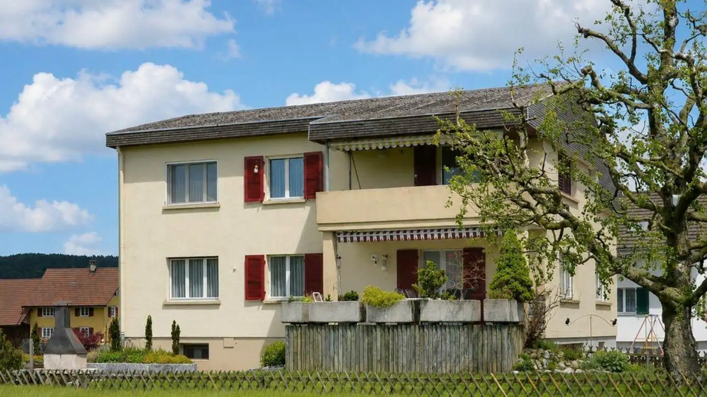 Mehrfamilienhaus kaufen - 6247 Schötz