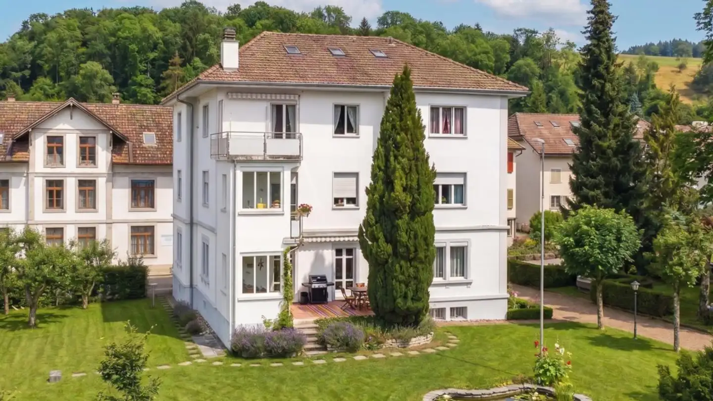 Mehrfamilienhaus kaufen - 4950 Huttwil