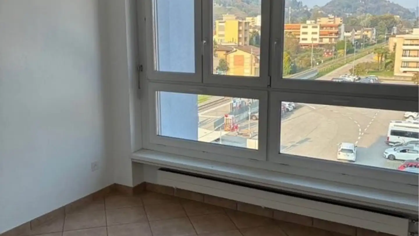 Appartamento in affitto - Via Stazione 77, 6987 Caslano - Photo 2