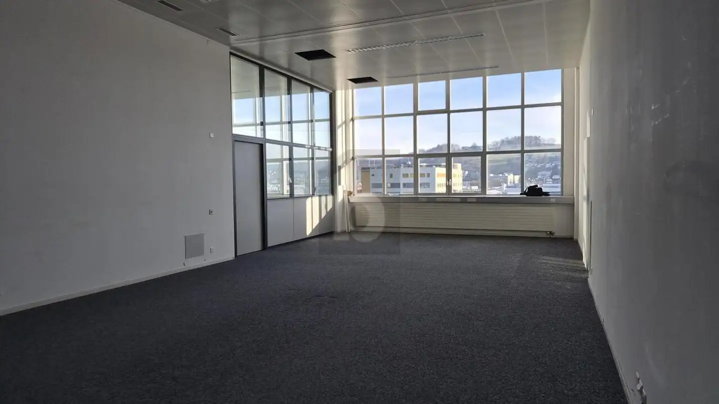 Bürofläche mieten - 8184 Bachenbülach - Foto 2