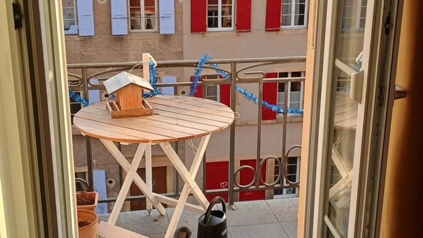 Appartement à louer - Rue Louis-Favre, 2000 Neuchâtel - Photo 2