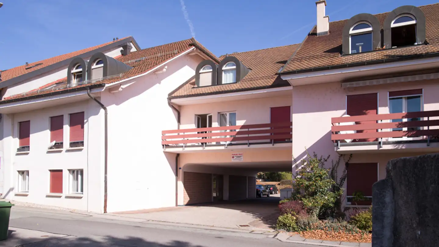 Outdoor parking space for rent - La Ruelle À Tonton 6, 1270 Trélex - Photo 4