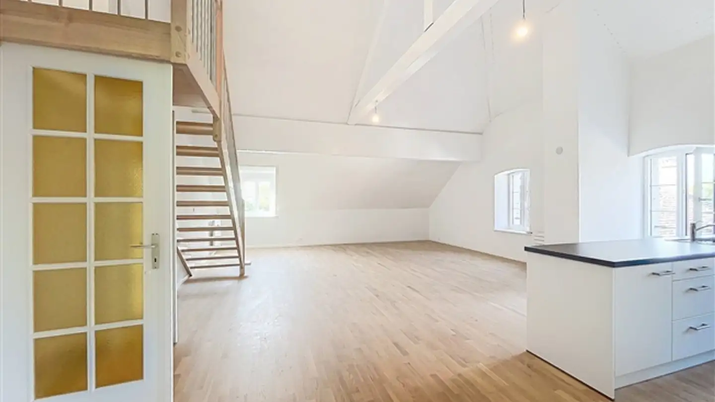 Attic flat for rent - 1166 Perroy - Photo 2