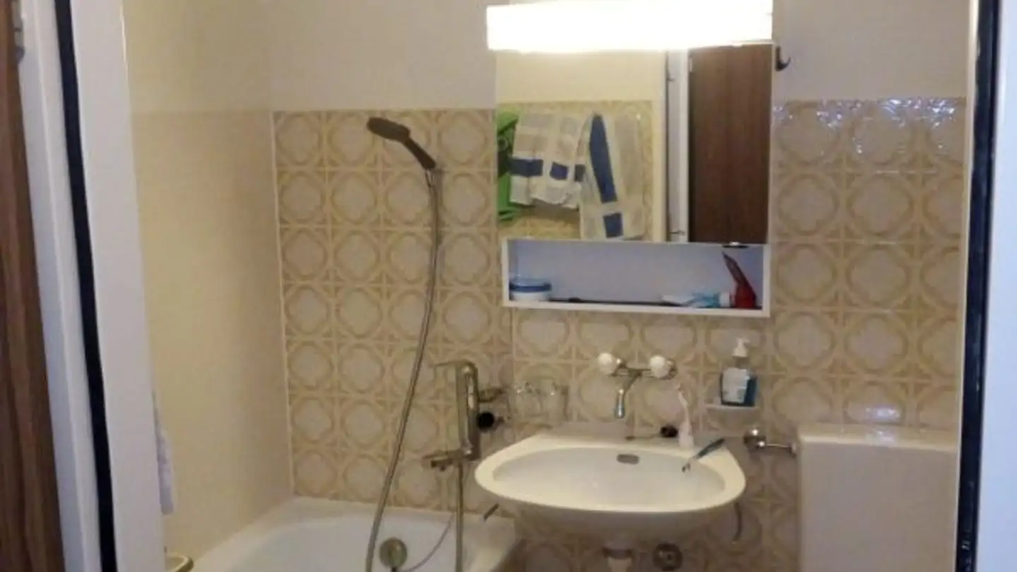 Appartamento in affitto - Rue Henry-Grandjean 7, 2400 Le Locle - Photo 4