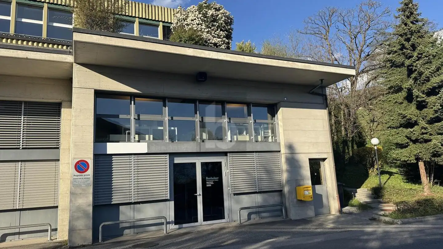 Spazio ufficio in affitto - 1806 St-Légier-La Chiésaz