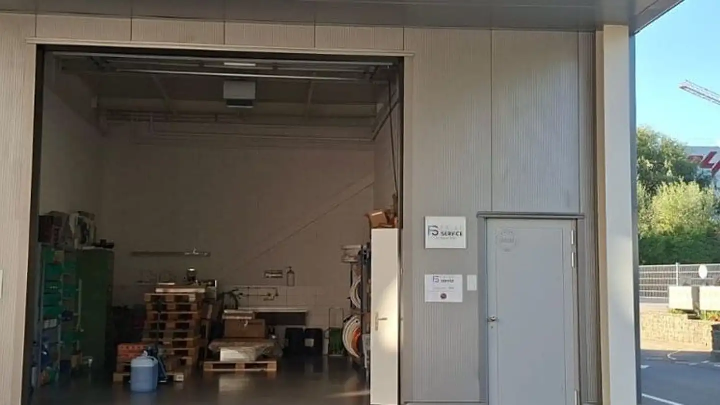 Grande magazzino in affitto - Route Du Pâqui 4, 1720 Corminboeuf - Photo 4