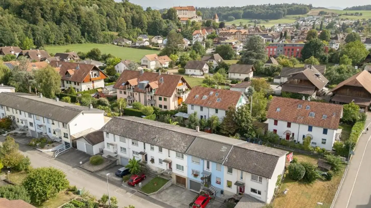 Reihenhaus kaufen - Emil-Balmerweg 6, 3177 Laupen BE