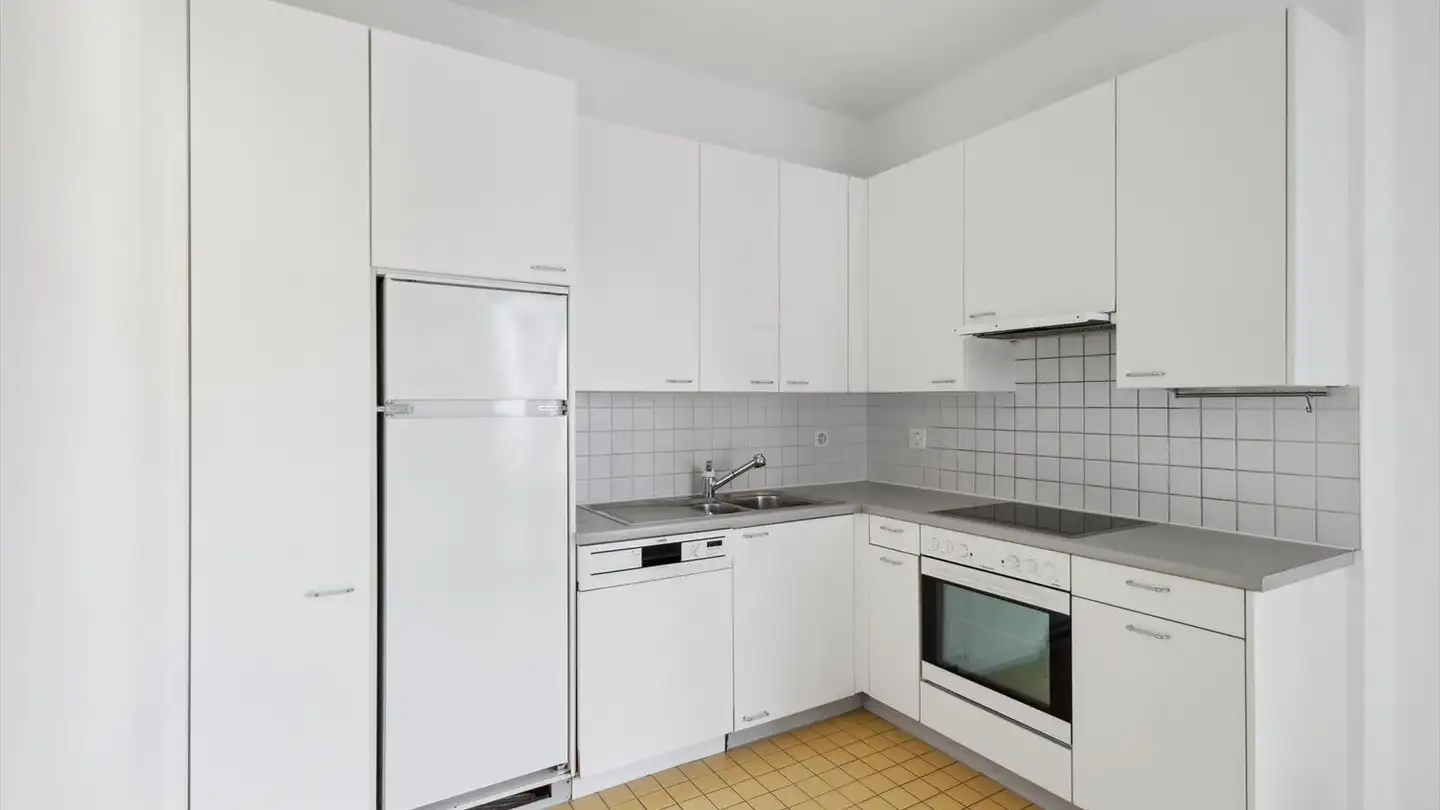 Apartment for rent - Via Dante Alighieri 22, 6830 Chiasso - Photo 4