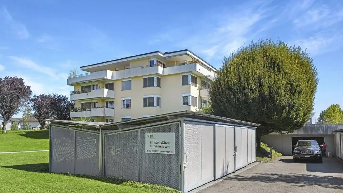 Tiefgaragenstellplatz mieten - Hohlweg, 8645 Jona