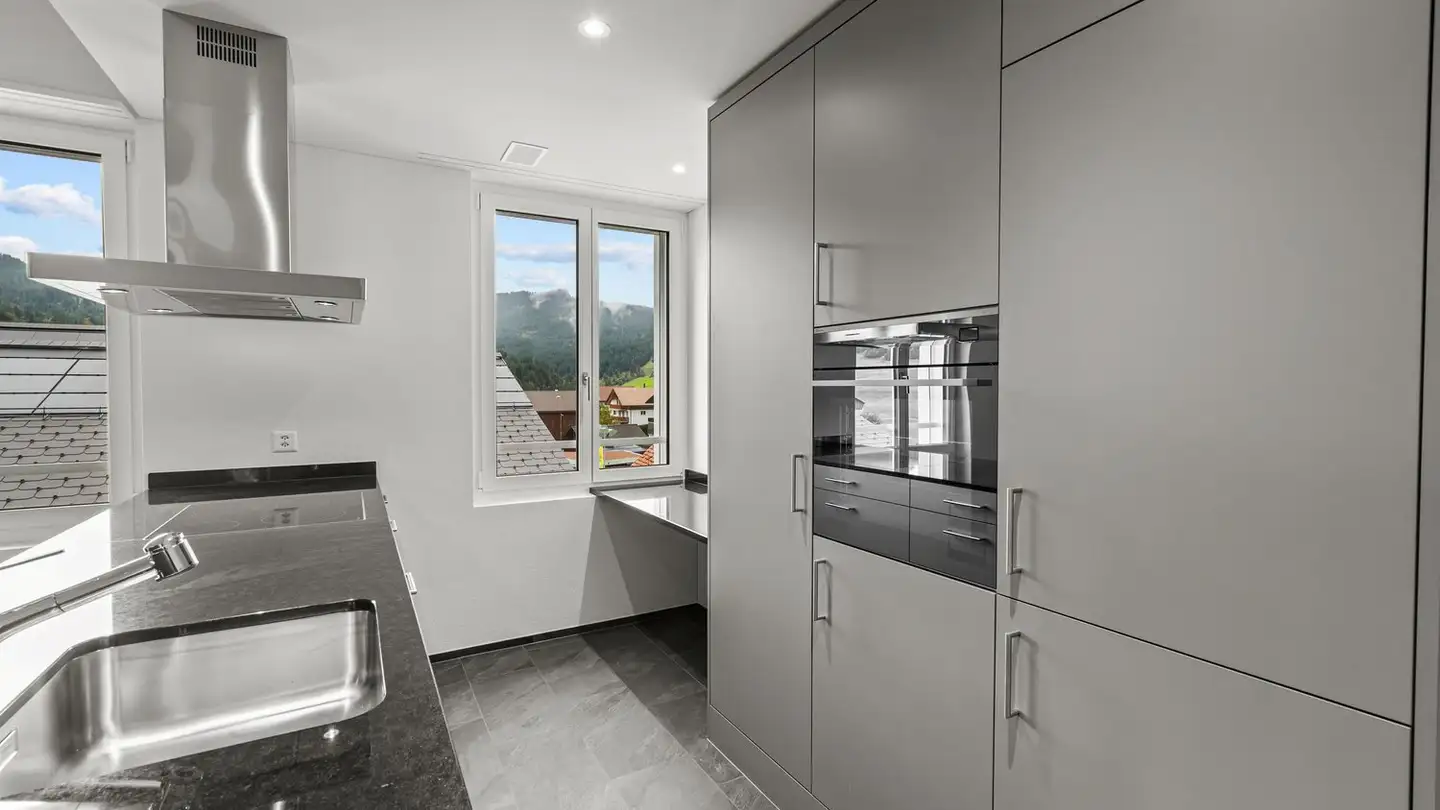 Attico in affitto - Tschalunstrasse 2, 8843 Oberiberg - Photo 2