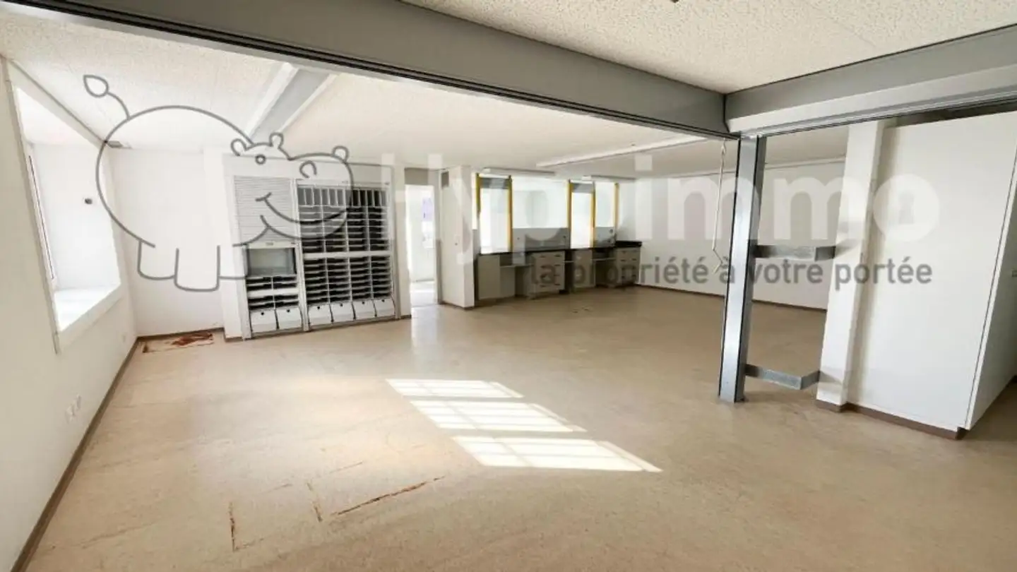 Workshop for rent - Le Crêt 73, 2314 La Sagne NE