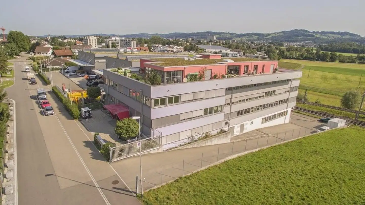 Bureau à louer - Hofstrasse 87, 8620 Wetzikon ZH - Photo 2