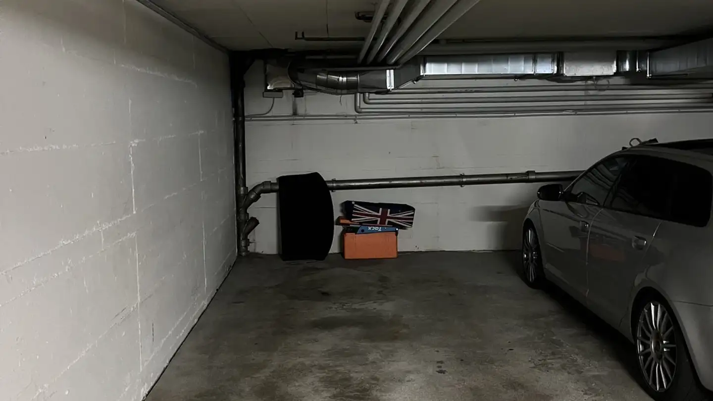 Garage individuel à louer - 8037 Zürich