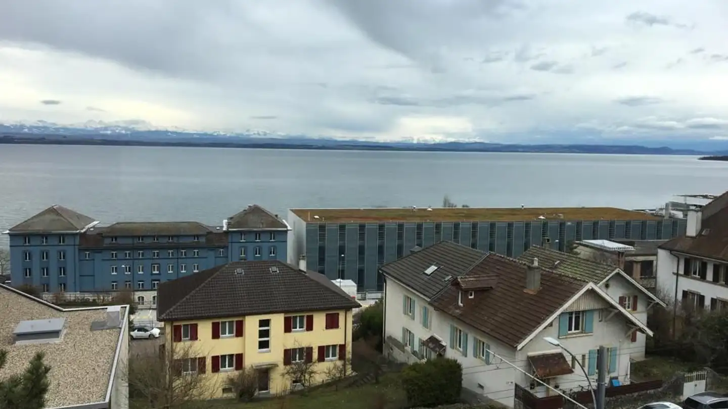 Apartment for rent - Rue Du Clos-De-Serrières 12, 2000 Neuchâtel - Photo 2