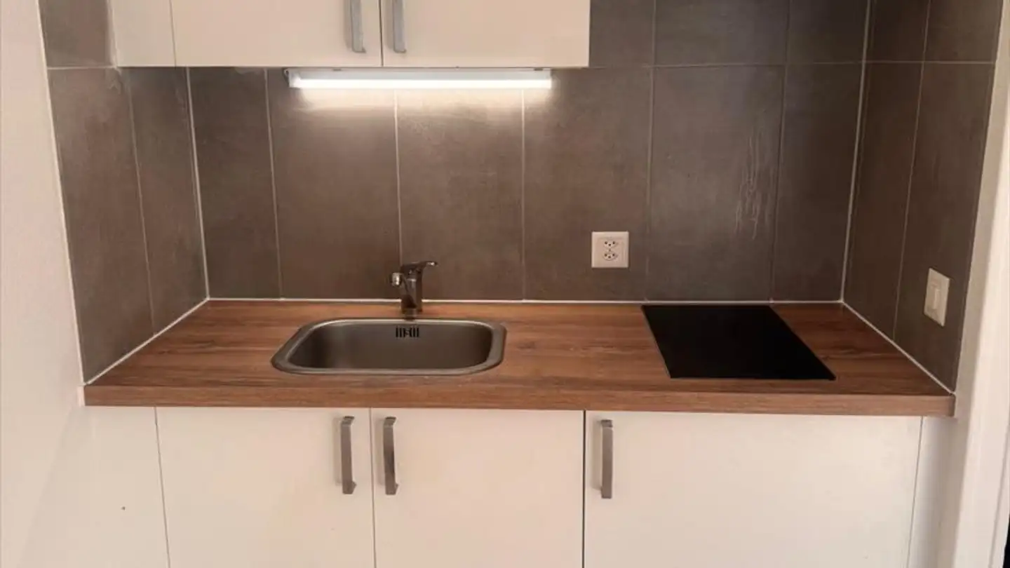 Studio for rent - Rue Des Finettes 32, 1920 Martigny