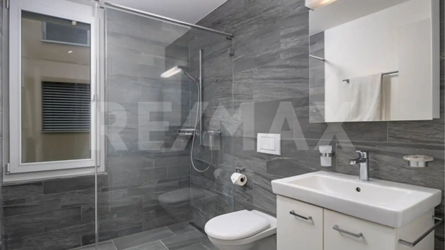 Apartment for sale - Bahnhofstrasse 3, 8854 Siebnen - Photo 4