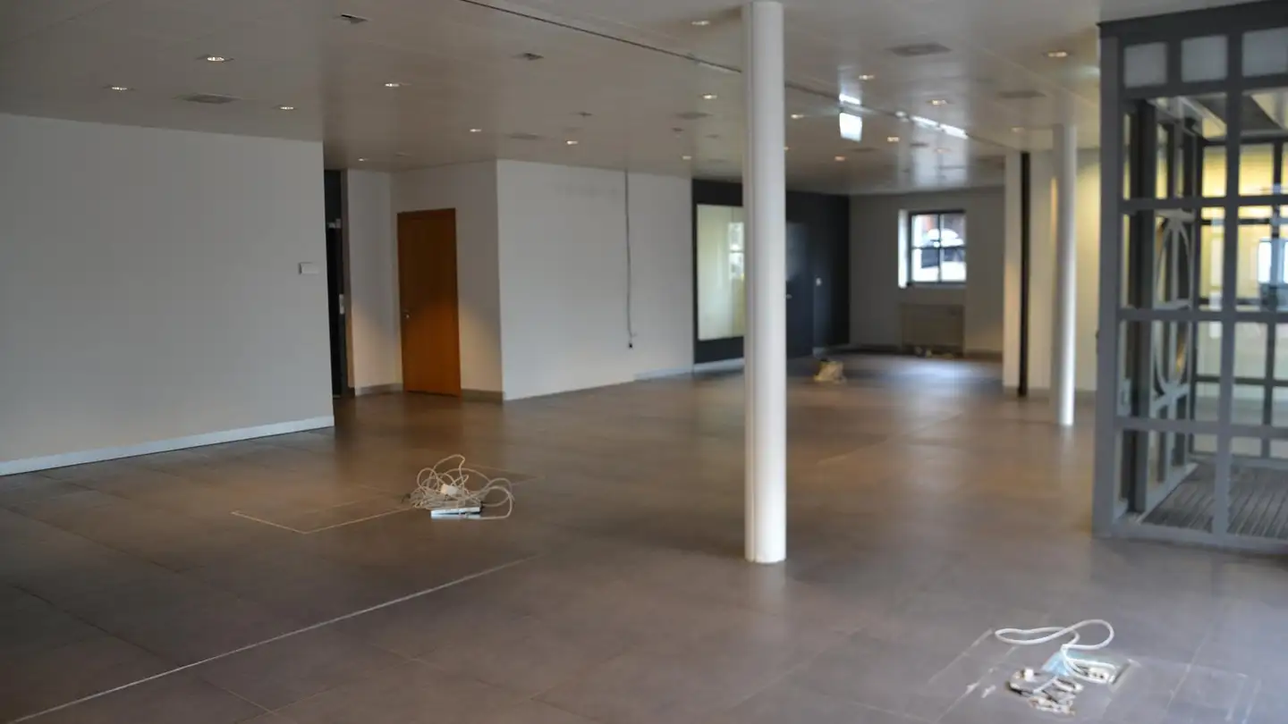 Commerciale in affitto - Limmattalstrasse 180, 8049 Zürich - Photo 4