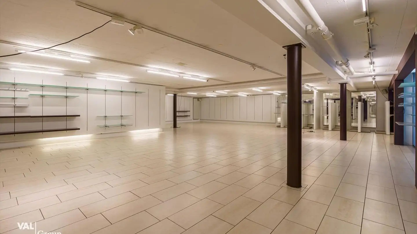 Commerciale in affitto - Belalpstrasse 9, 3900 Brig - Photo 3