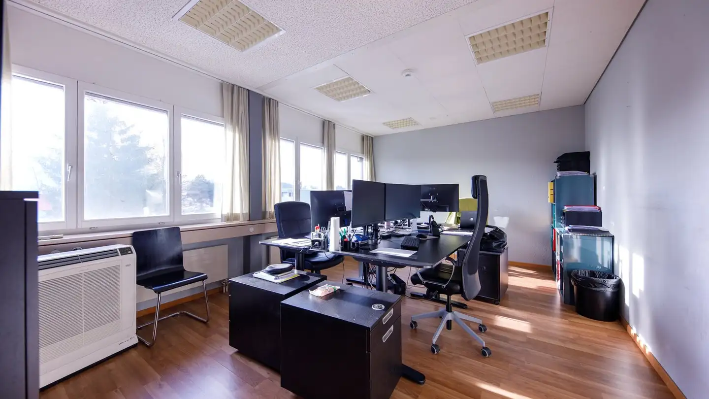 Bürofläche mieten - Schwäntenmos 6a, 8126 Zumikon