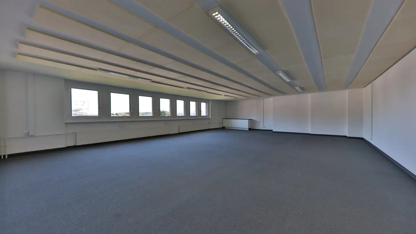 Gewerbe mieten - Pünten 4, 8602 Wangen b. Dübendorf
