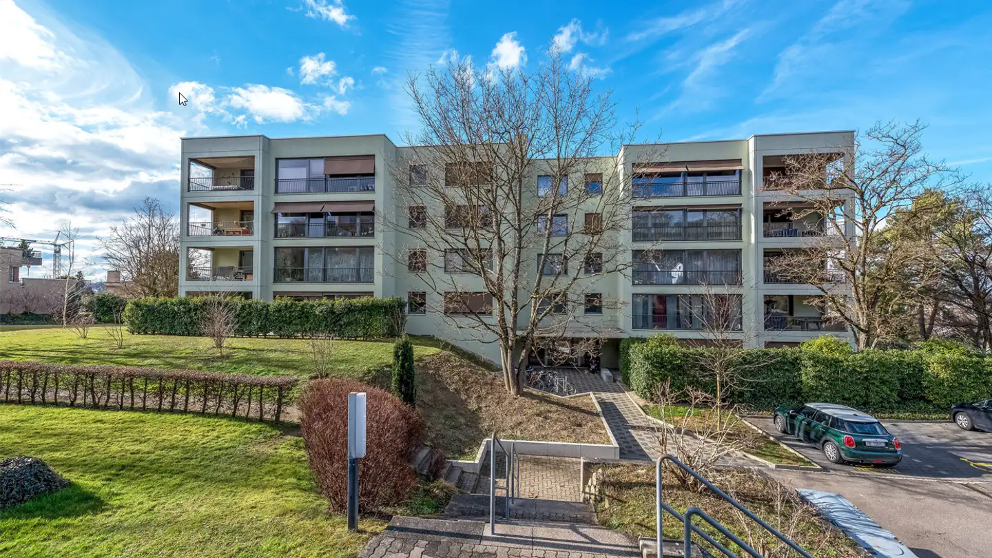 Parcheggio sotterraneo in affitto - Im Thal 1, 4104 Oberwil BL