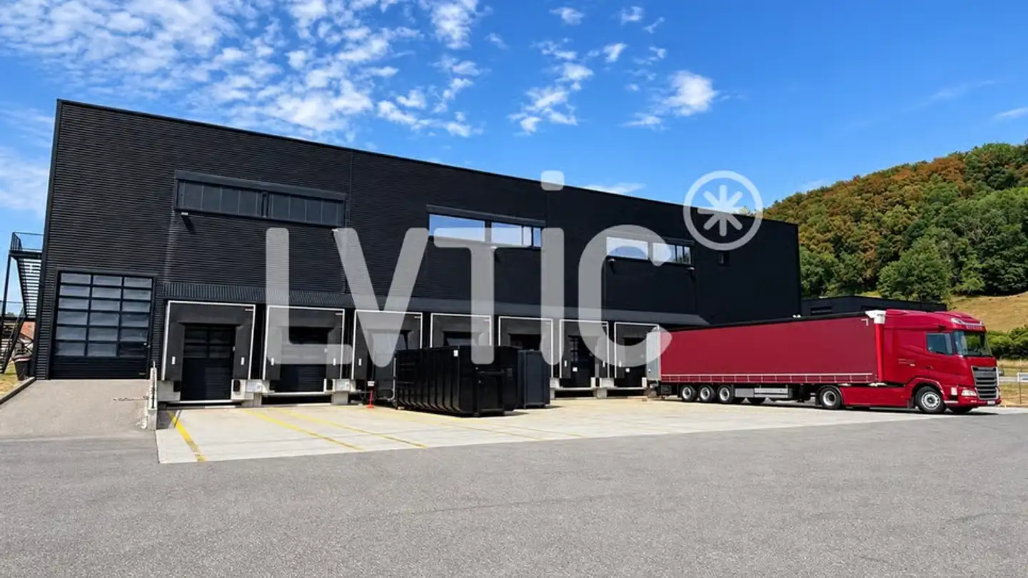 Commercial à louer - 1618 Châtel-St-Denis