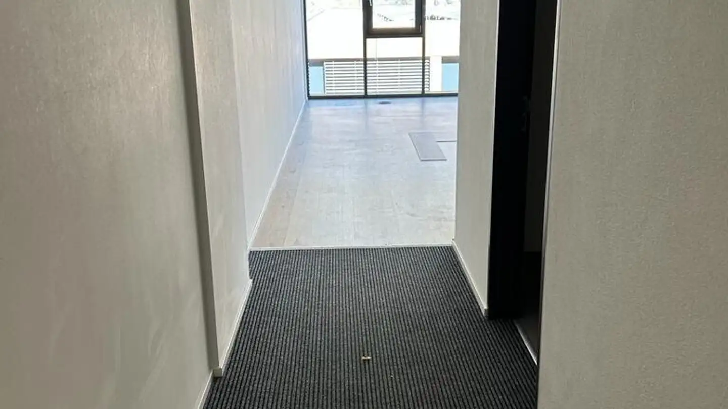 Commerciale in affitto - Via La Val 1, 7013 Domat/Ems - Photo 4