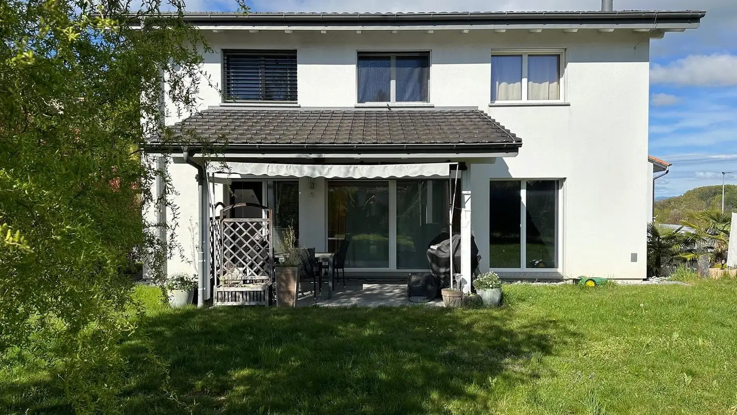 Villa for sale - 1470 Bollion