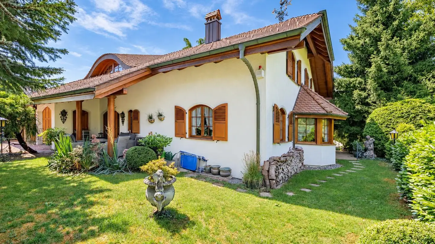 Villa in vendita - 8180 Bülach
