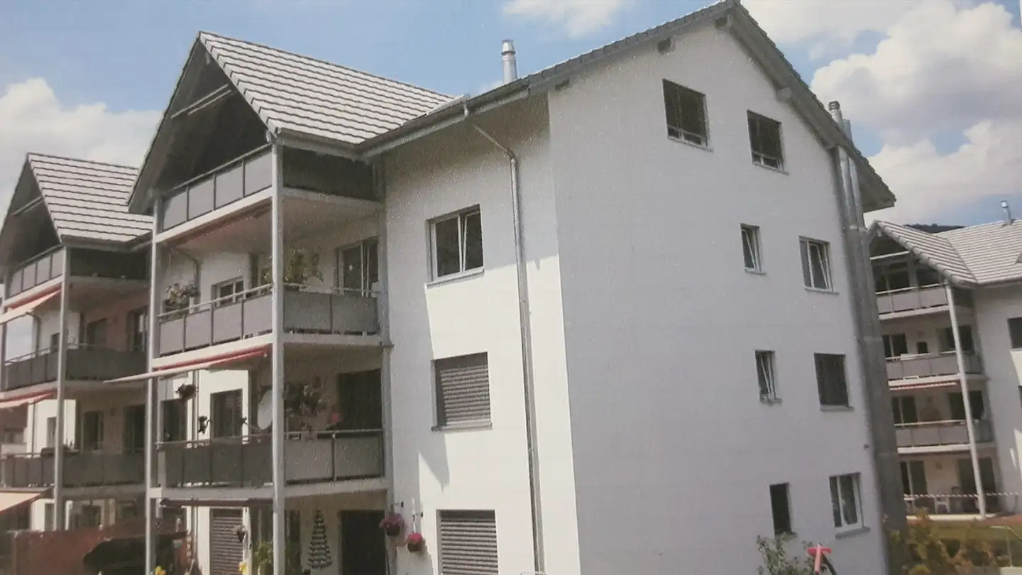 Place de parking souterraine à louer - Chrummacherweg 4b, 4460 Gelterkinden