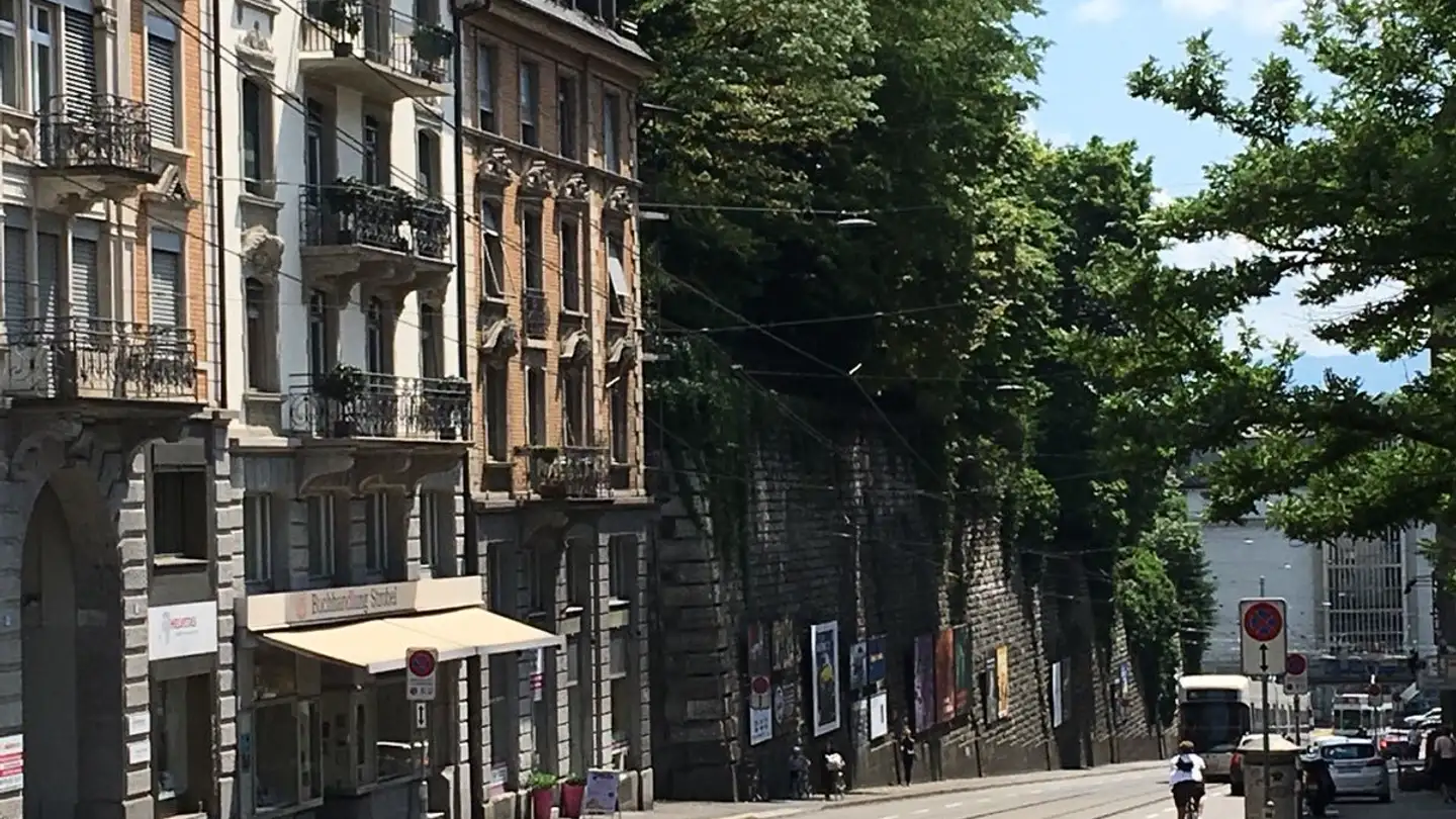 Dachgeschosswohnung mieten - Weinbergstrasse 20, 8001 Zürich