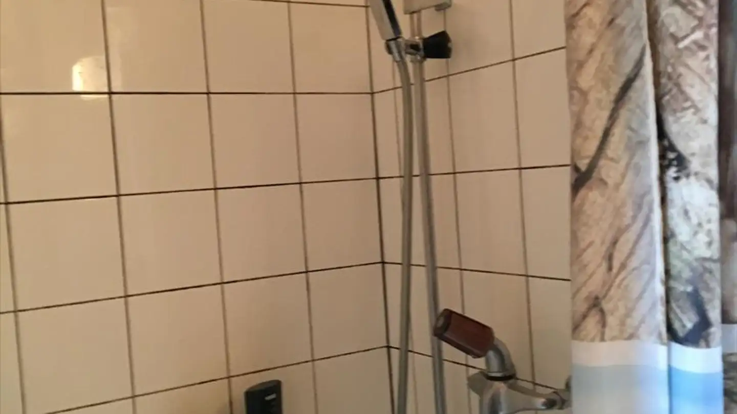 Apartment for rent - Rue Du Tyrol 25, 1450 Ste-Croix - Photo 2