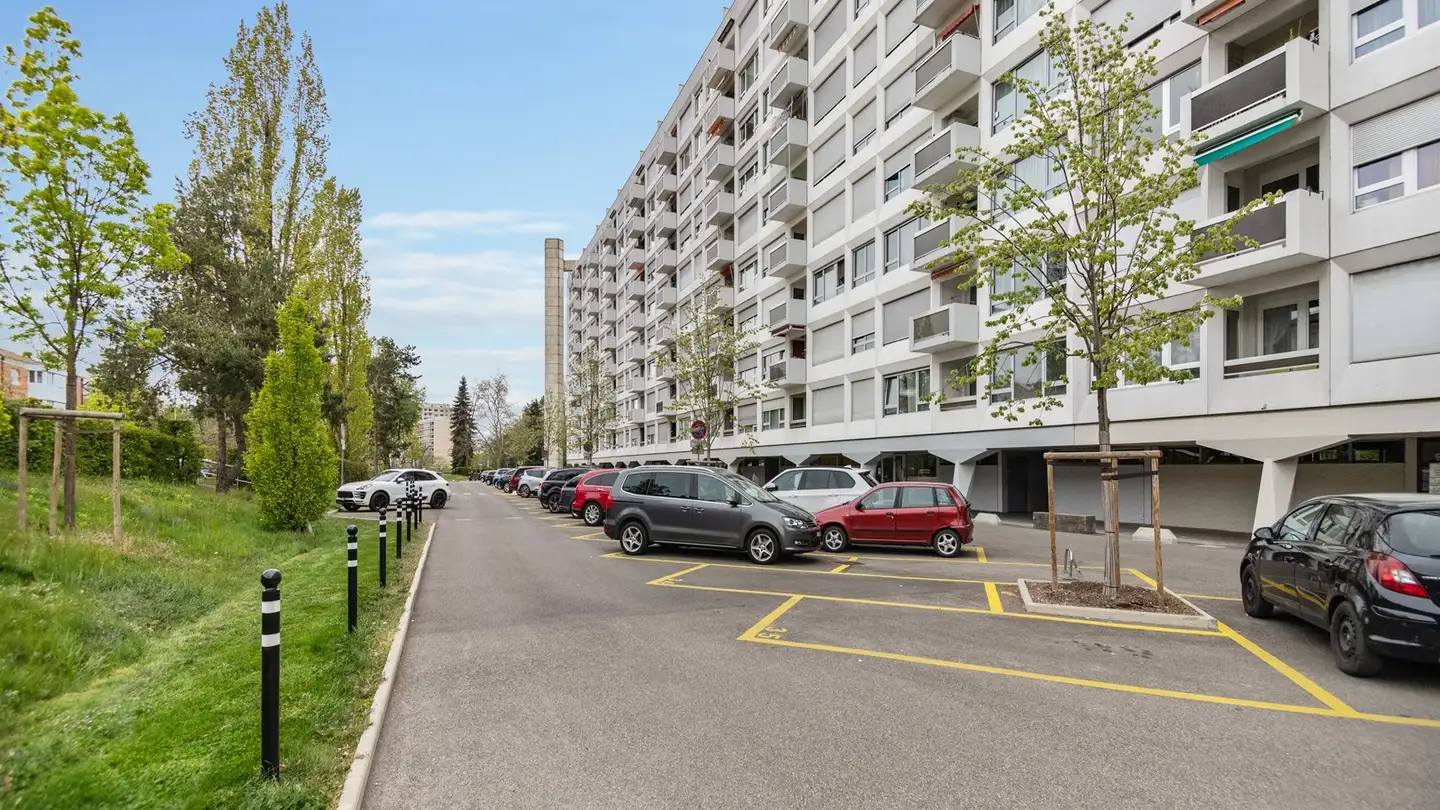 Garage for rent - Avenue Du Bois-De-La-Chapelle 97, 1213 Onex
