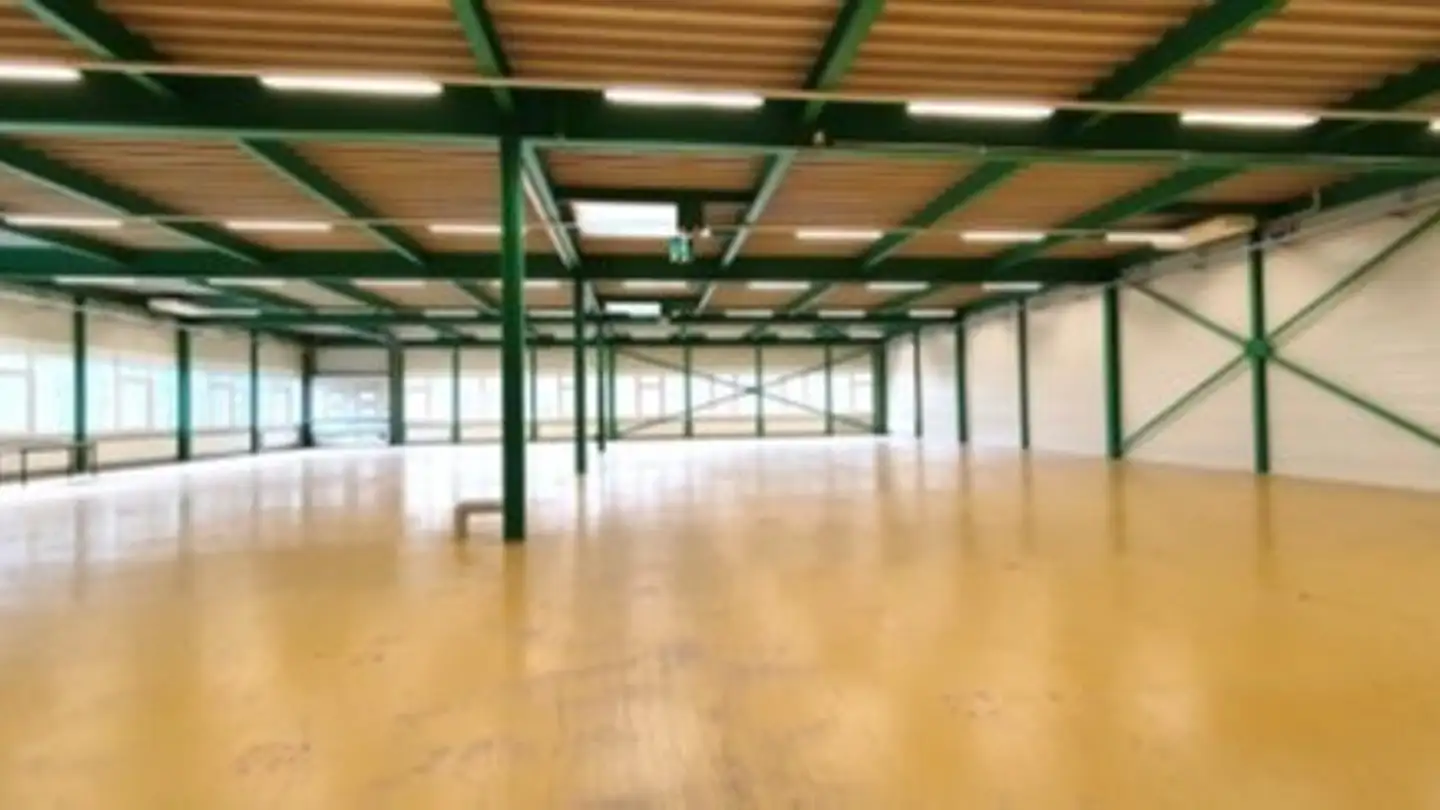Commercial à louer - Buechstrasse, 8645 Jona