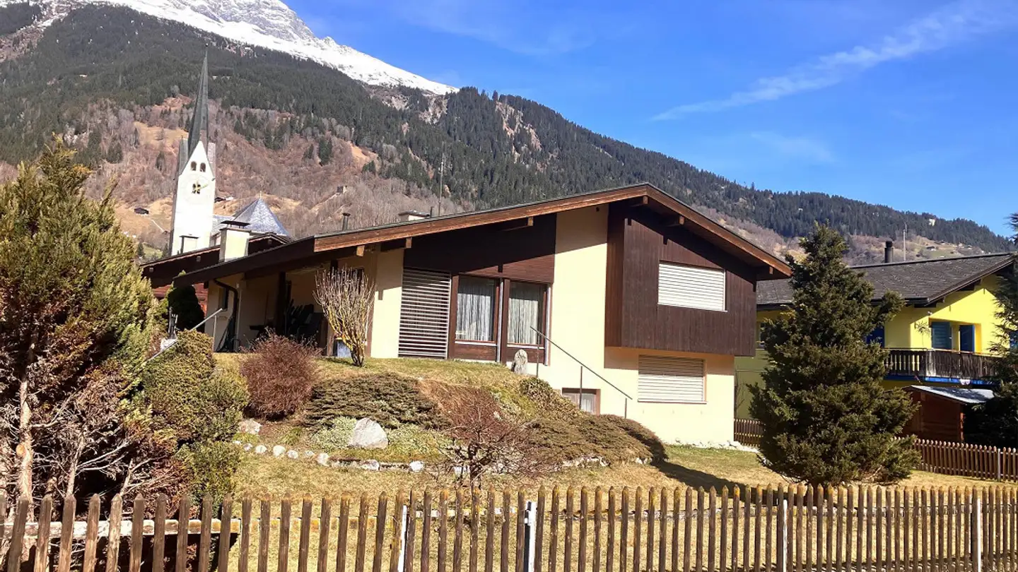 Single house for sale - Via Pustget 12, 7166 Trun