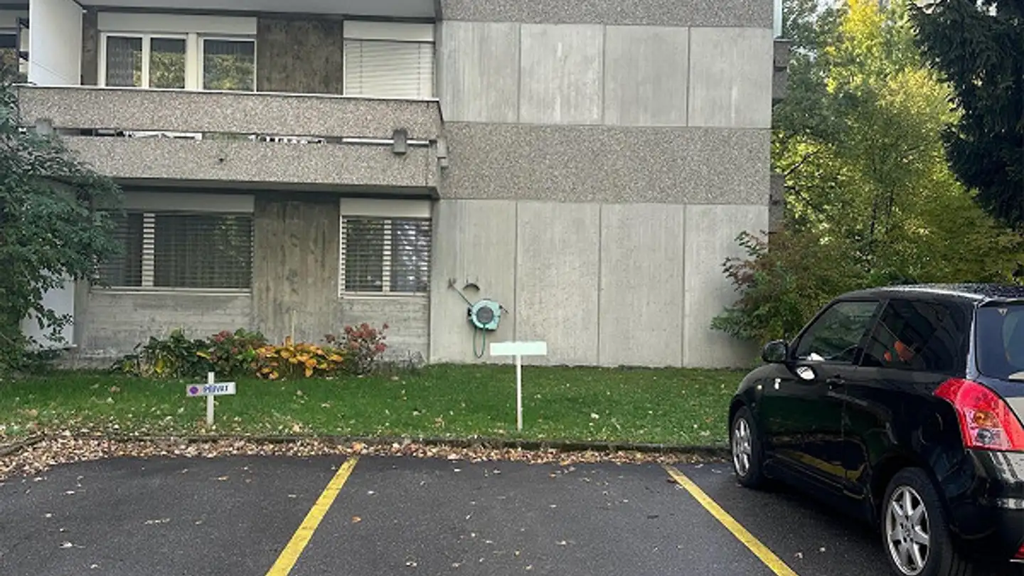 Outdoor parking space for rent - Wiesentalstrasse 95, 7000 Chur - Photo 2