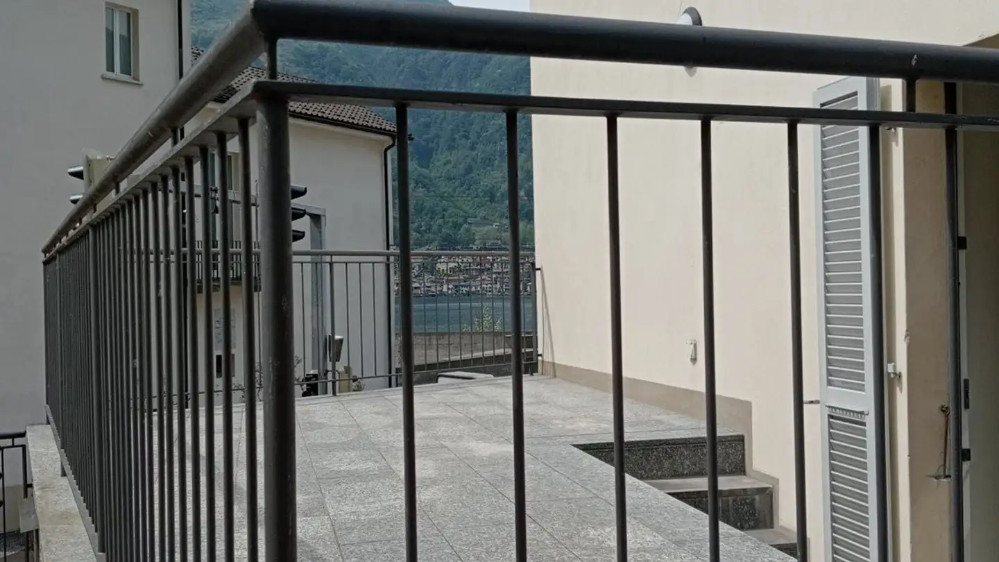 Wohnung mieten - Via Cantonale, 6825 Capolago - Foto 2
